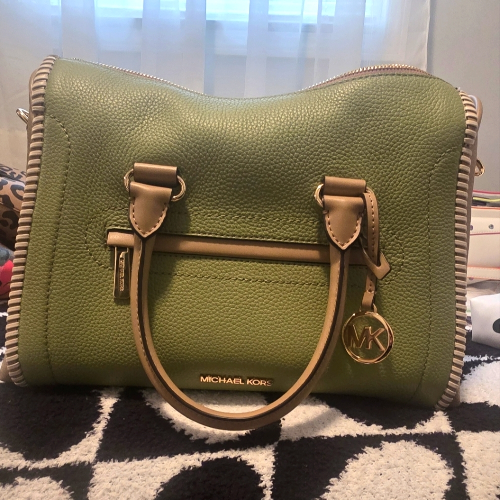 Brand New Michael Kors